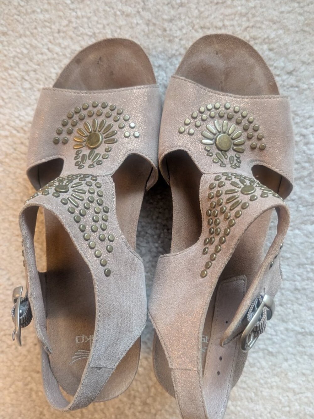 Dansko Deandra Studded Shimmer Suede Block Heel Sandals Taupe 38
